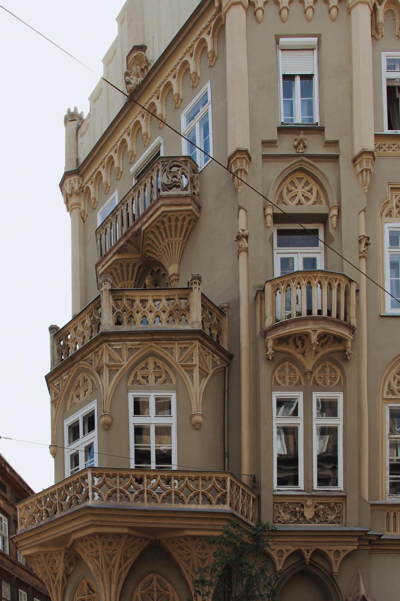 Designed In Hear Of Appartement